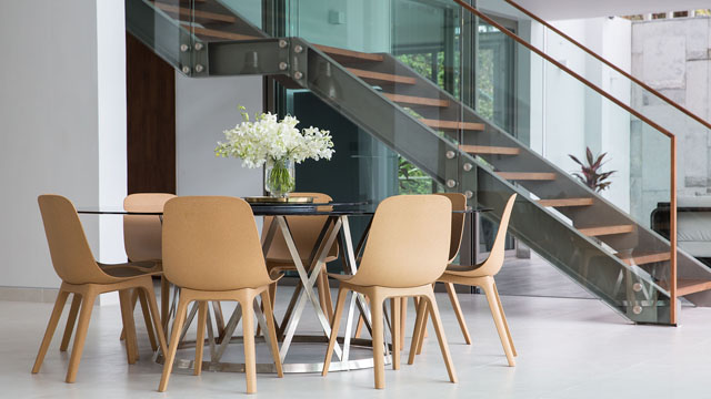 Malaiwana Patio Duplex - Inviting dining area